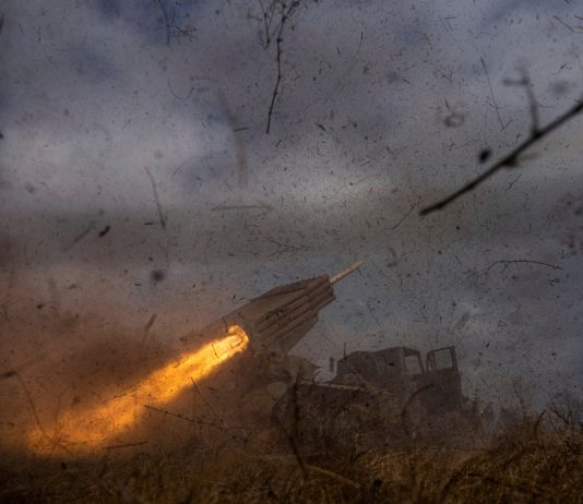 Russia’s best units ‘pinned down’ in Bakhmut battle