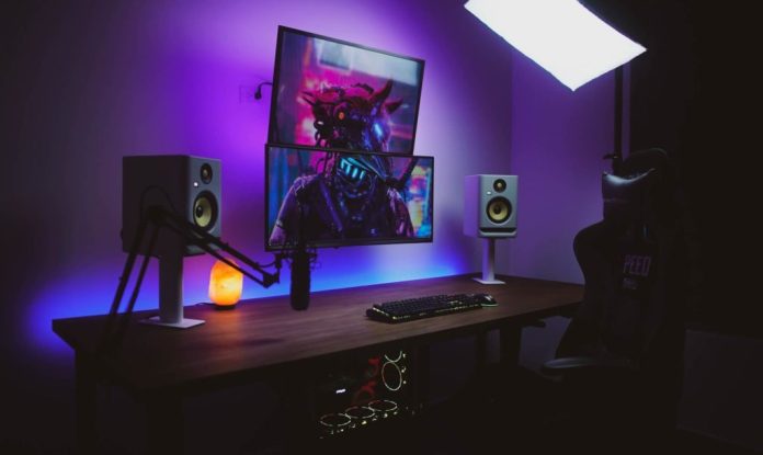 bookshelf-speakers.jpg