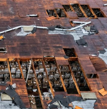 Tornado Rips Roofs Off Homes, Throws Cars Around In US’s California