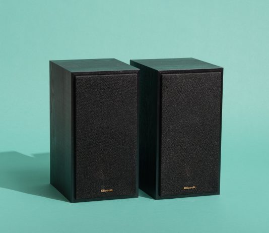 The Best Cheap Bookshelf Speakers That You’ve Never Heard Of