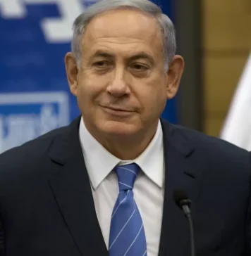 Israeli President Urges Netanyahu to Halt Legal Overhaul