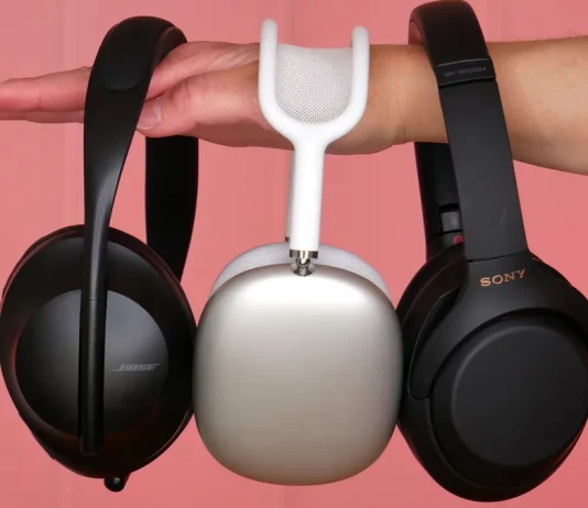 What’s the Difference Between Passive and Active Noise Canceling Headphones?