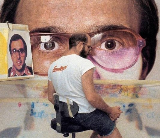 Masters of Photorealism Who Reproduce Intricate Details