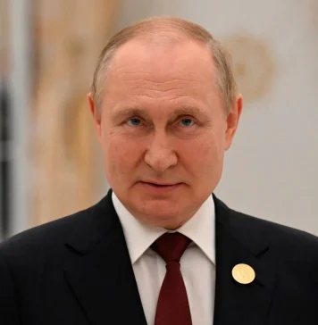 Putin’s ‘patriotic education’ sabotaged by parents and teachers