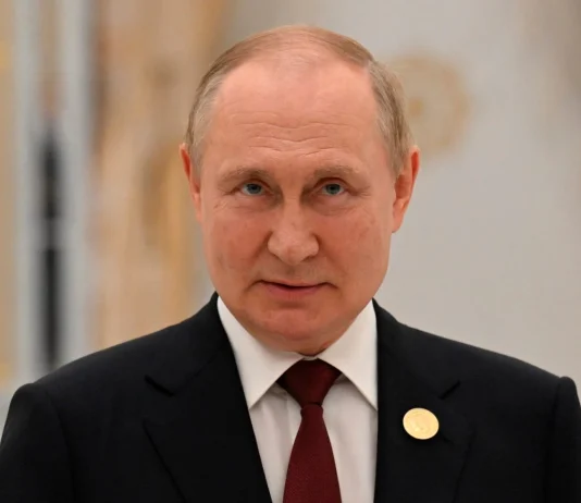 Putin’s ‘patriotic education’ sabotaged by parents and teachers