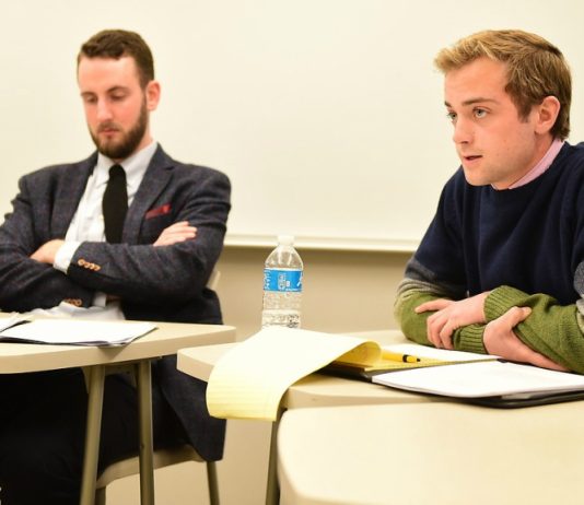 What are the ways of studying politics?