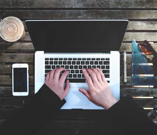 Best Transcription Jobs For Beginners and Pros