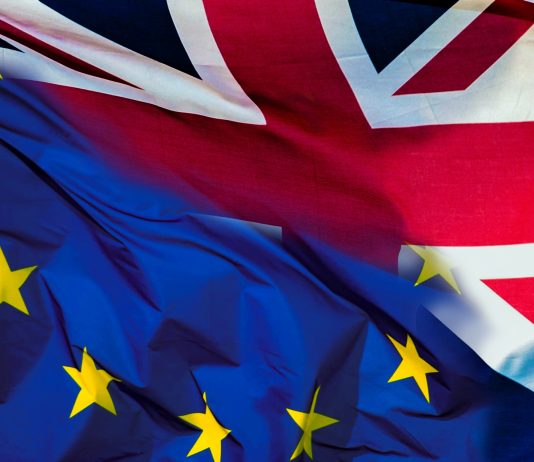 Britain and EU close in on crucial Brexit deal for Northern Ireland