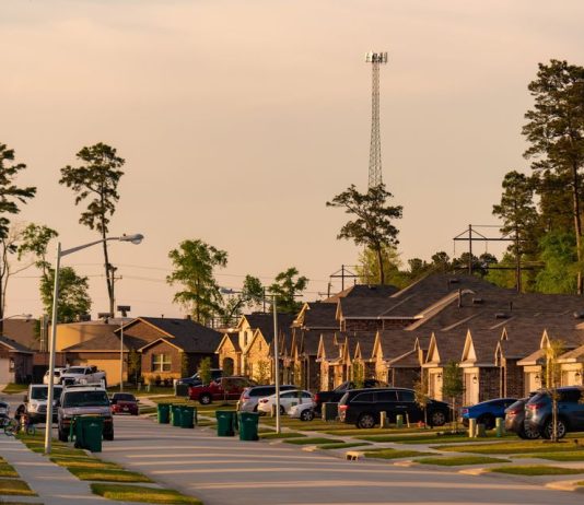 Why Wall Street is snapping up family homes