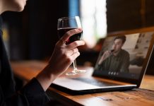 Love for Free? How Free Dating Sites Stack Up Against Paid Ones in 2025